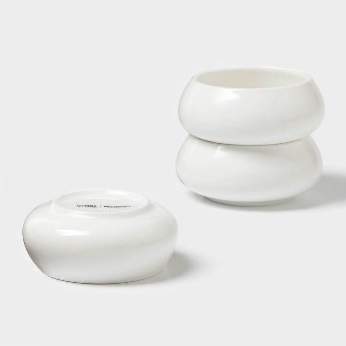 Набор соусников Magistro OliveQueen, 110 мл, 9×4 см, фарфор, 3 шт, белый Набор соусников Magistro OliveQueen, 110 мл, 9×4 см, фарфор, 3 шт, белый