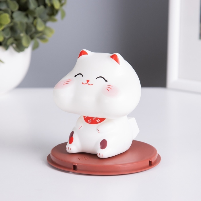 Маятник пластик от солнечной батареи Маятник пластик от солнечной батареи "Кот Манэки-нэко сытый с щёчками" 10х10х10,3 см