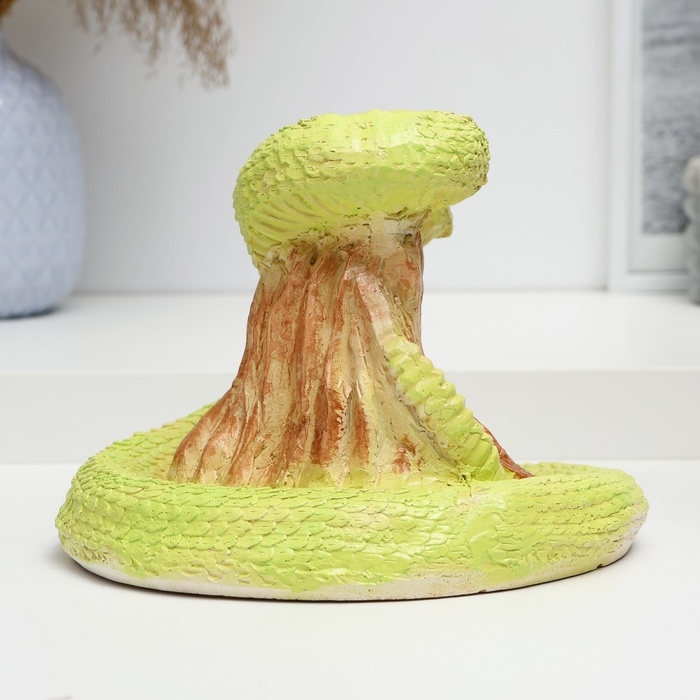 Фигура Фигура "Змея с травой" зеленая, 18х18х20см