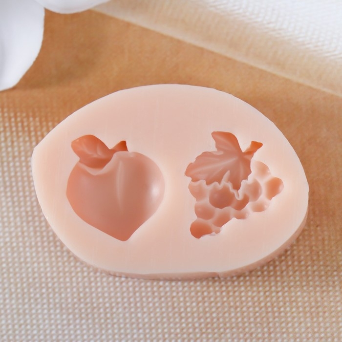 Молд силиконовый Молд силиконовый "Персик и виноград" 1,6х2х0,5, 1,7х2х0,5 см