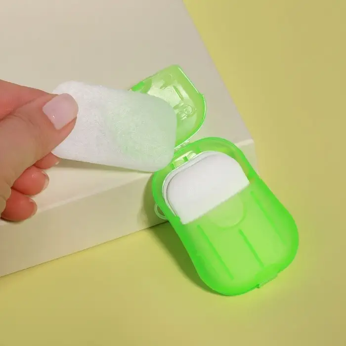 Мыло листовое, в пластинах, 18 (± 2) шт., в футляре, зелёное