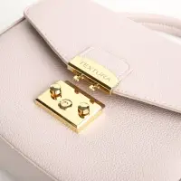 Сумка женская мессенджер TEXTURA на клапане, 23&times;6&times;17 см, бежевая