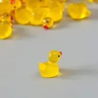 Сувенир полистоун флюоресцентный "Уточки" набор 100 шт 1,5х1,5 см