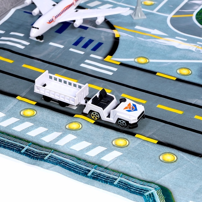 Парковка детская «Аэропорт», подвижные элементы, с аксессуарами Парковка детская «Аэропорт», подвижные элементы, с аксессуарами