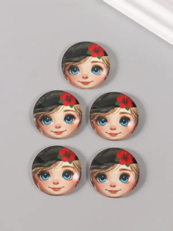 Кабошон стекло для творчества Кабошон стекло для творчества "Круг. Мальчишка в картузе с цветком" 3х3 см