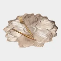 Набор салфеток для стола Доляна &laquo;Цветок&raquo;, 38&times;38 см, 4 шт., ПВХ, золотистый