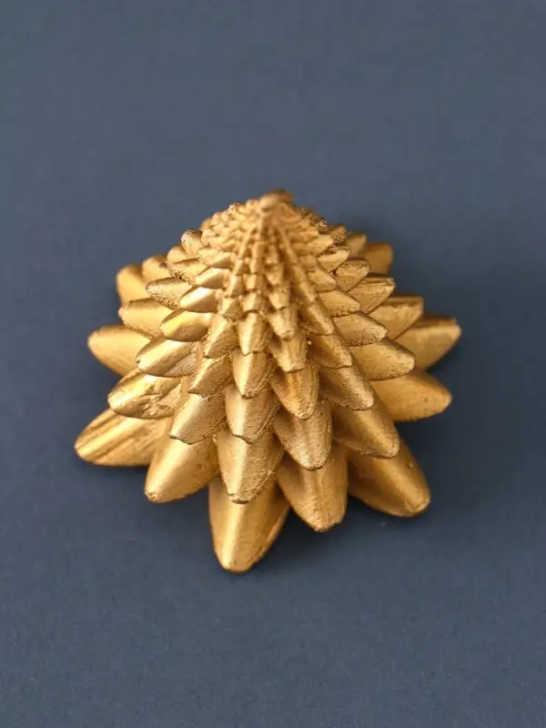 Свеча фигурная "Ёлочка" 6х6х7 см, цв. золотой