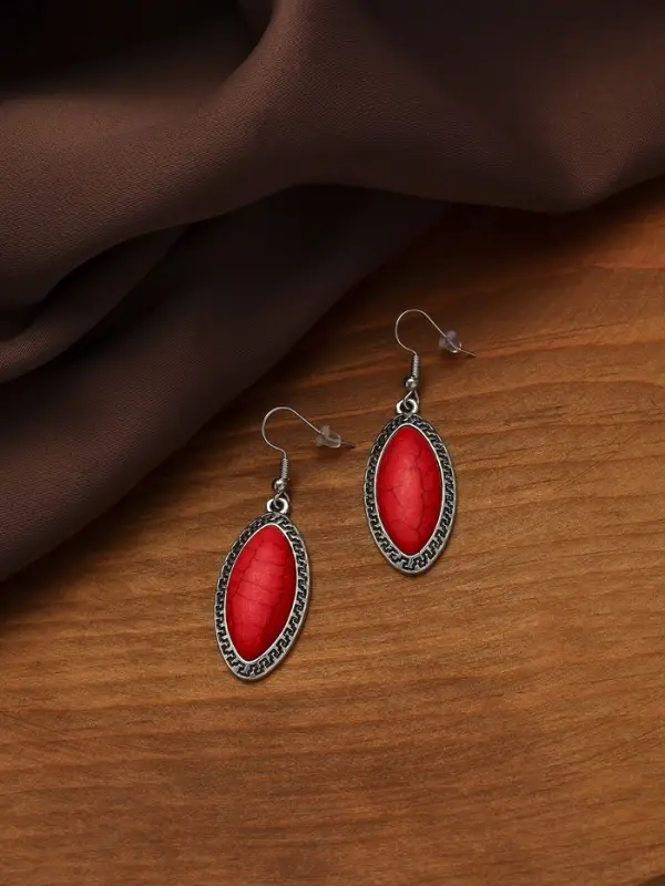 Серьги под натуральный камень &laquo;Натурель&raquo; эллипс, красные в чернёном серебре