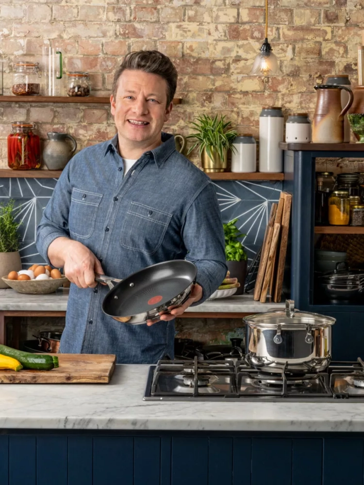 Кастрюля со стеклянной крышкой JO Kitchen Essentials 24 см