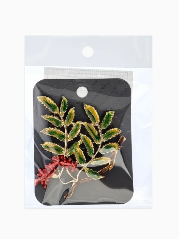 Брошь "Ветка Рябины", цвет красно-зелёный в золоте