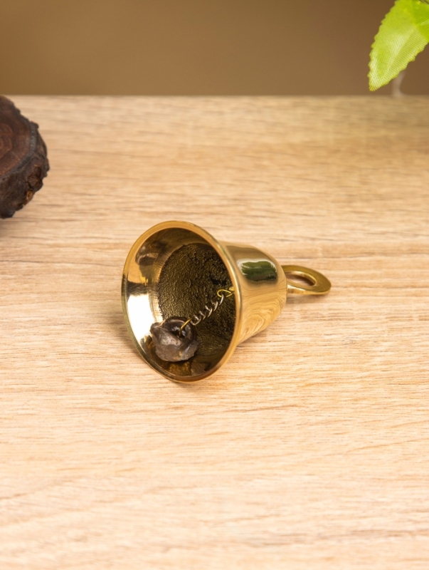 Колокольчик с кольцом, латунь 4х4х6 см Колокольчик с кольцом, латунь 4х4х6 см