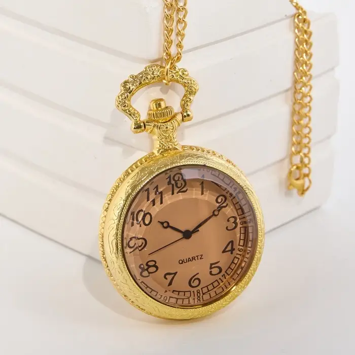 Часы карманные &laquo;Классика&raquo;, кварцевые, диаметр циферблата 4.5 см, золотистые