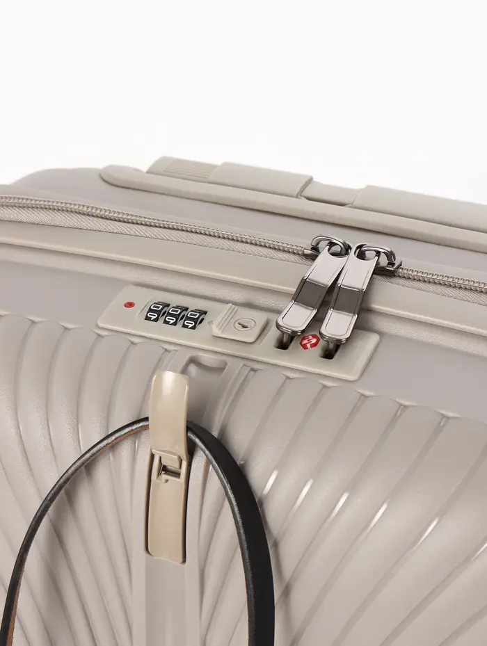 Чемодан на съёмных колёсах, 18", кодовый замок, 33&times;16&times;49 см, бежевый