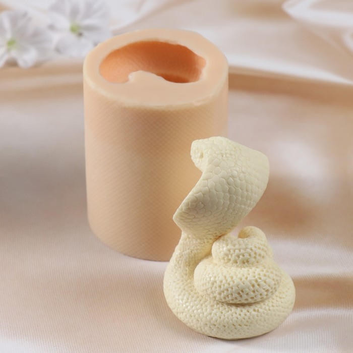 Молд силиконовый Молд силиконовый "Змея №6" 9х6,5х6,5 см