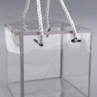 Коробка из PET с ручками, серебрянная, 12 х 12 х 12 см