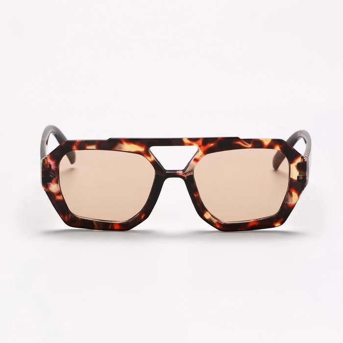 Очки солнцезащитные, UV 400, линза 4.1 х 5.2 см, ширина 14.4 см, дужка 13.8 см Очки солнцезащитные, UV 400, линза 4.1 х 5.2 см, ширина 14.4 см, дужка 13.8 см