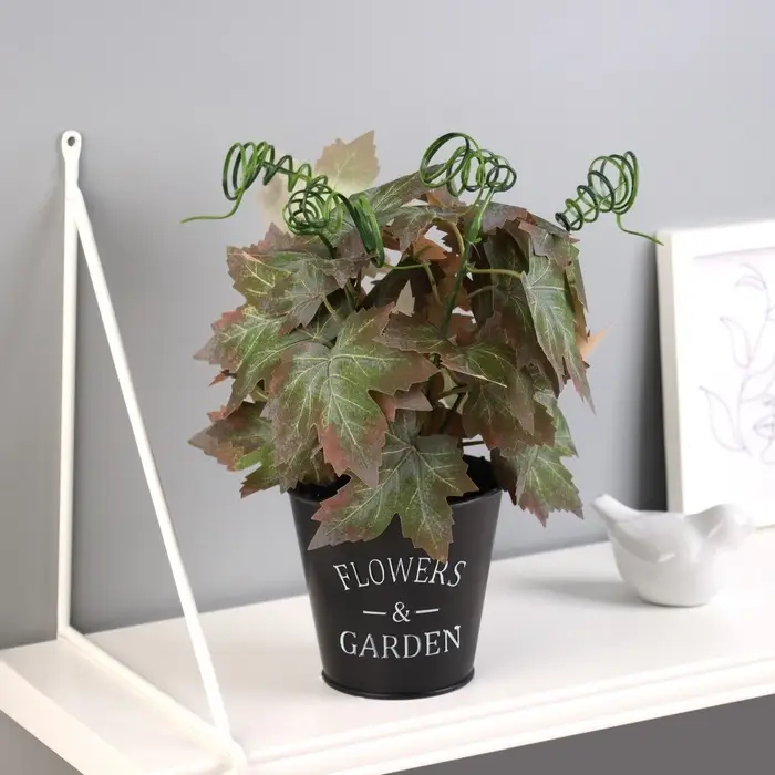 Искусственный цветок в горшке &laquo;Гейхера эстра&raquo;, 25&times;10 см, МИКС