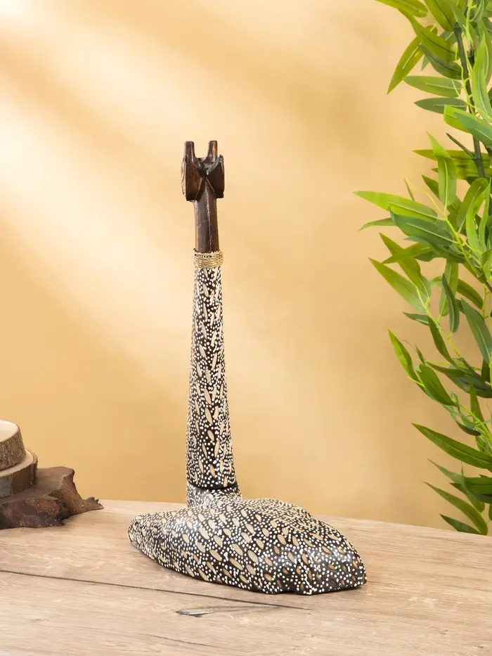 Сувенир "Жираф" дерево 25х13х40 см, бежево-коричневый Сувенир "Жираф" дерево 25х13х40 см, бежево-коричневый