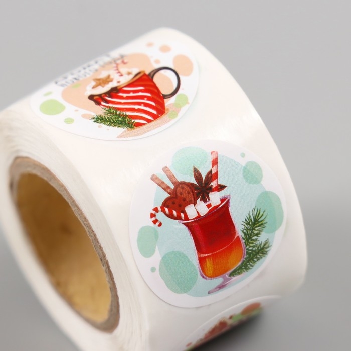 Наклейка бумага Наклейка бумага "Аромат Нового года" d=2,5 см 252 шт в рулоне