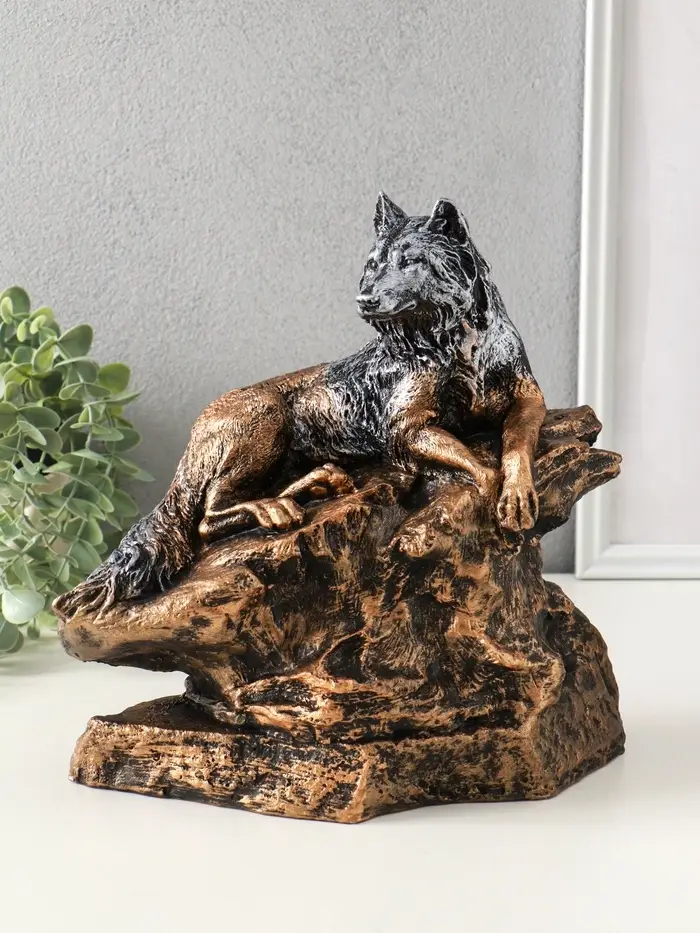 Копилка "Волк на скале" 16х28х27 см, бронза с серебром