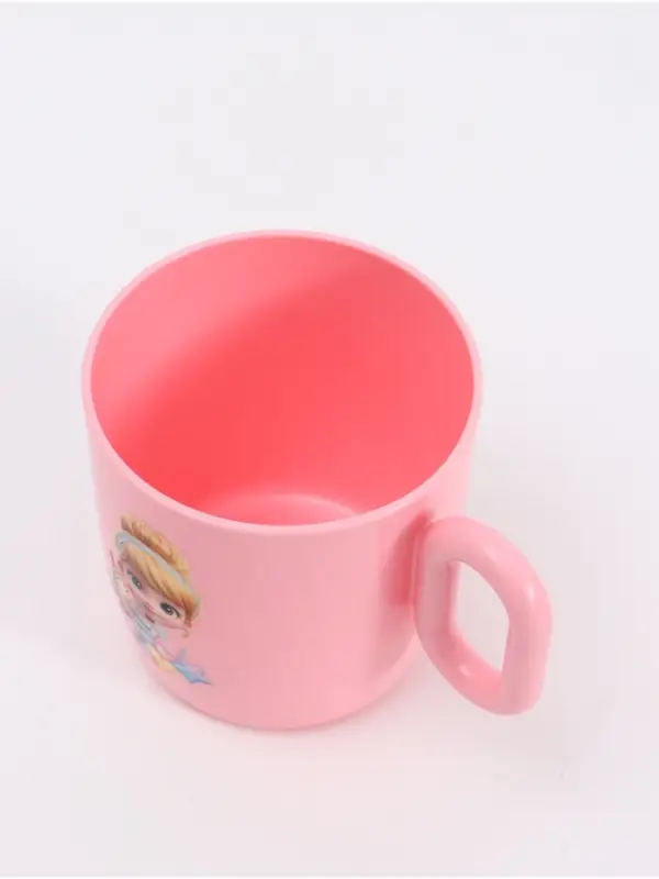 Кружка пластиковая 300 мл, &laquo;Золушка&raquo;