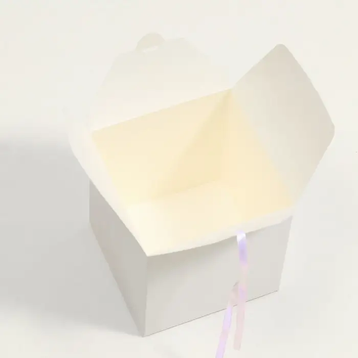 Коробка складная белая, 14×14×14 см Коробка складная белая, 14×14×14 см