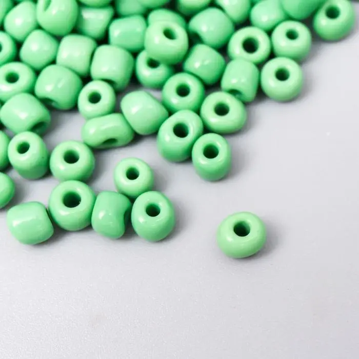 Бисер круглый 6/0  Бисер круглый 6/0 "Зелёный" 20 гр