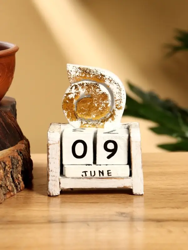 Календарь настольный «Ракушка», 10×7×5.4 см, дерево, белый