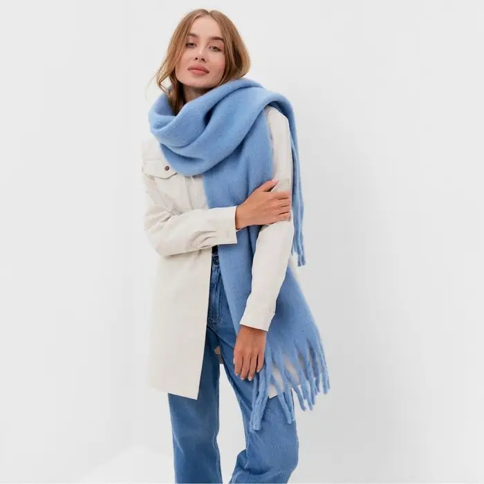 Шарф зимний объемный с кистями MINAKU 210*38+18 см цвет голубой