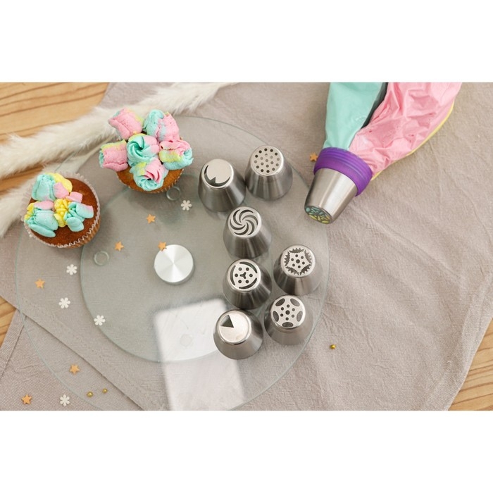 Набор кондитерский 12 предметов: 8 насадок d=3,7 см, адаптер d=4 см, 3 мешка 22×32 см, насадки МИКС Набор кондитерский 12 предметов: 8 насадок d=3,7 см, адаптер d=4 см, 3 мешка 22×32 см, насадки МИКС