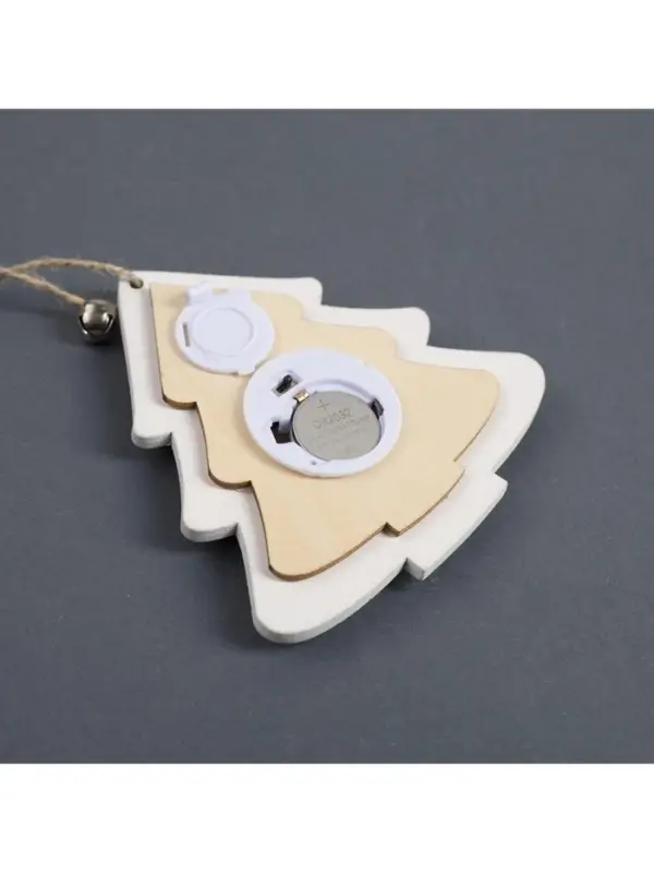 Ёлочная игрушка &laquo;Ёлочка с оленем&raquo;, 10&times;10&times;2 см, 4 LED, от батареек, свечение тёплое белое