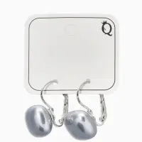 Серьги пластик "Майорика" квадрат, цвет светло-серый в серебре