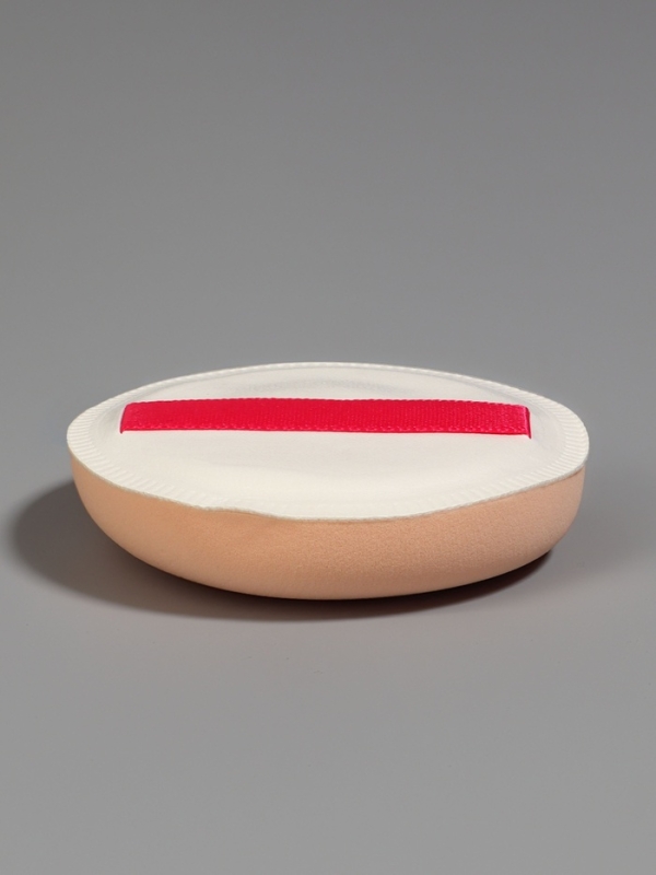 Спонж д/макияжа круг с держат d5см  в пласт футляре латекс белый пакет QF Спонж д/макияжа круг с держат d5см  в пласт футляре латекс белый пакет QF