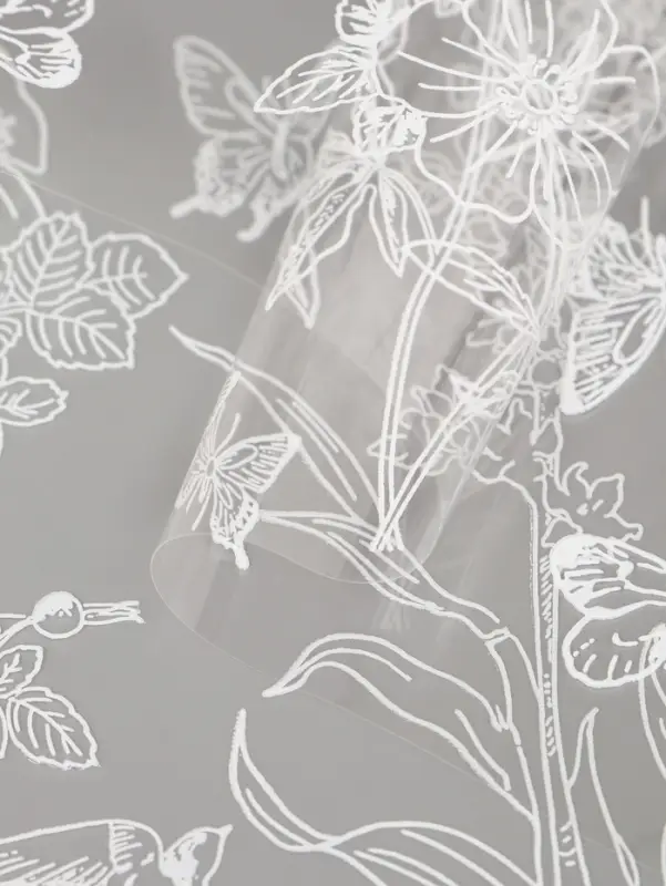 Плёнка для цветов &laquo;Ласточки&raquo;, прозрачная/белая, 0.6&times;9.3&plusmn;5% м, 40 мкм, 200 г