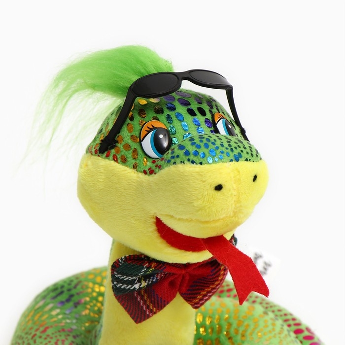 Мягкая игрушка «Змея», в темных очках, 15 см, цвет зелёный Мягкая игрушка «Змея», в темных очках, 15 см, цвет зелёный