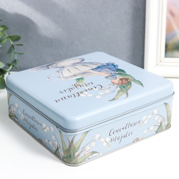 Шкатулка металл квадрат Шкатулка металл квадрат "Малышка в чашке, с ландышем" 5,8х17х17 см