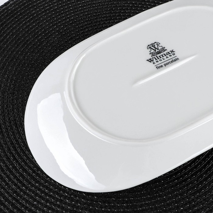 Блюдо фарфоровое овальное Wilmax, 28,5×16,5 см, цвет белый Блюдо фарфоровое овальное Wilmax, 28,5×16,5 см, цвет белый