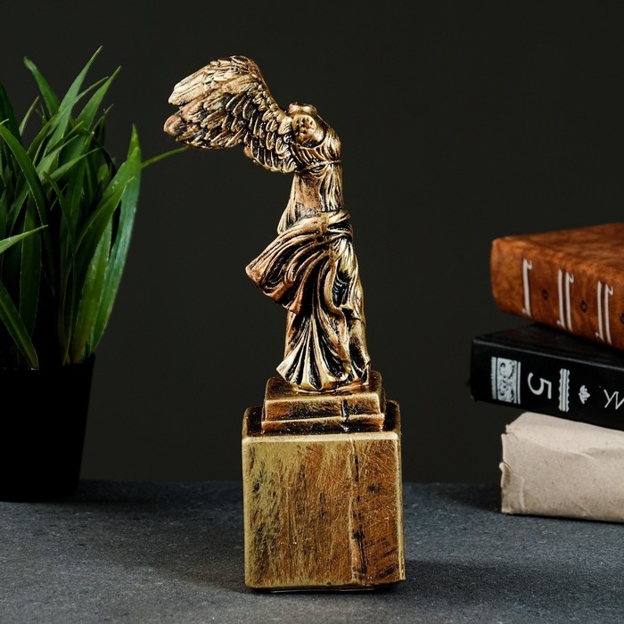 Фигура Фигура "Ника" бронза, 20,5х10,5см