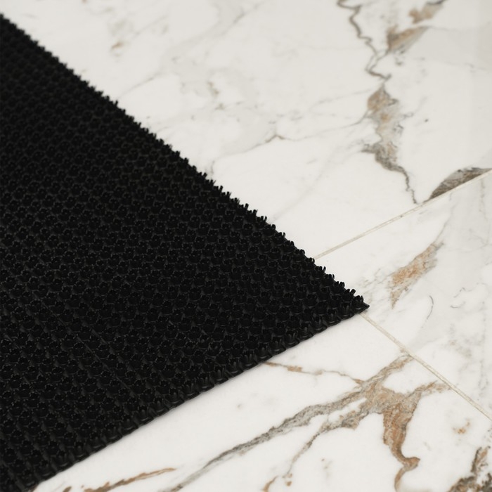 Покрытие ковровое щетинистое «Травка», 60×90 см, цвет чёрный Покрытие ковровое щетинистое «Травка», 60×90 см, цвет чёрный