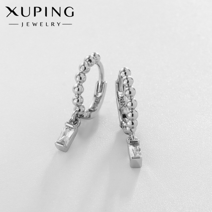 Серьги со стразами XUPING круг с бусиной, цвет белый в серебре Серьги со стразами XUPING круг с бусиной, цвет белый в серебре