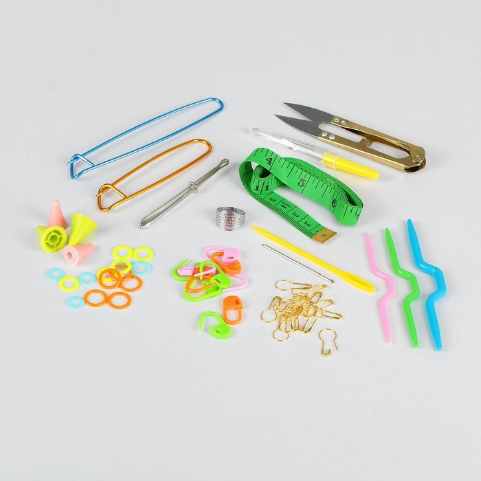 Набор для вязания , 57 предметов, в футляре Набор для вязания , 57 предметов, в футляре