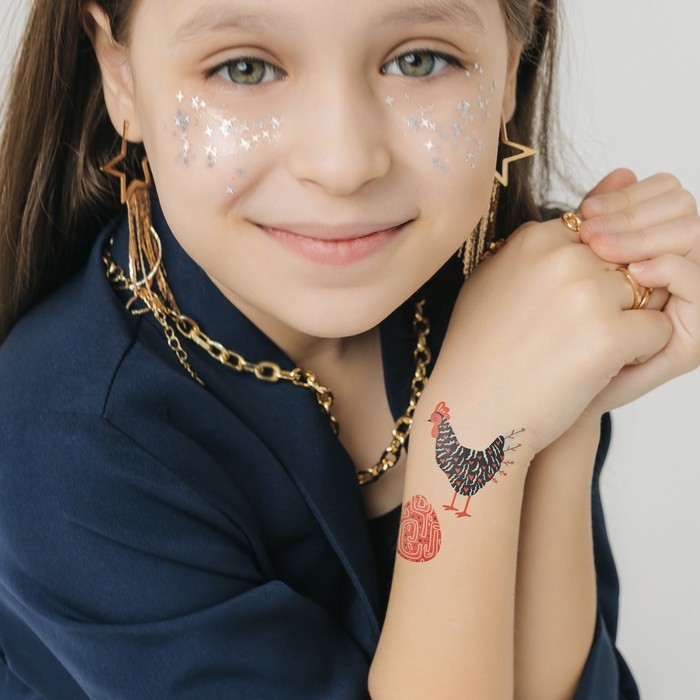 Татуировка на тело цветная Татуировка на тело цветная "Курочки и яйца. Стилизация" 10х10 см