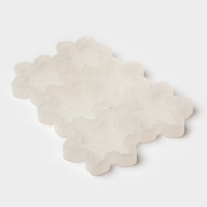 Силиконовый молд для леденцов и шоколада &laquo;Снежинки&raquo;, 17&times;10&times;0.8 см, d=5 см, d=4.5 см, цвет прозрачный