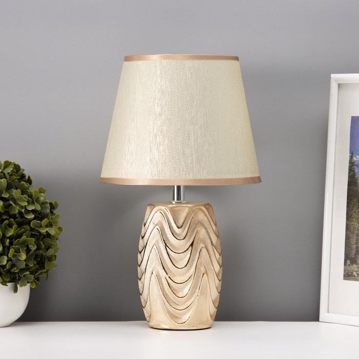 Настольная лампа Настольная лампа "Версаль" Е14 40Вт золото 20х20х33 см