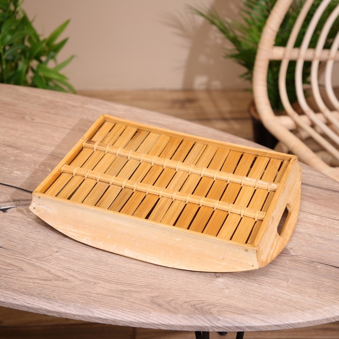 Поднос из бамбука 40х30х5 см Поднос из бамбука 40х30х5 см