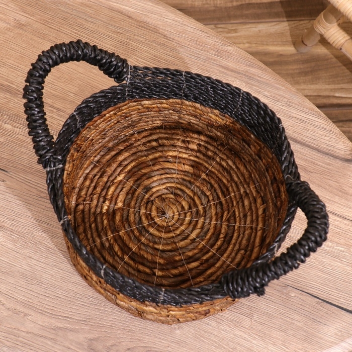 Корзина плетёная 25х25х27 см Корзина плетёная 25х25х27 см