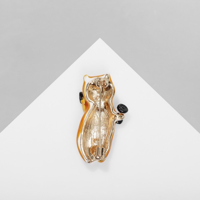 Брошь «Котик» с гантелями, цвет бело-оранжевый в золоте Брошь «Котик» с гантелями, цвет бело-оранжевый в золоте