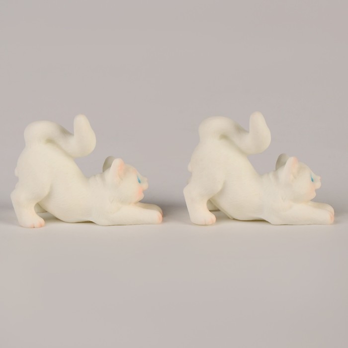 Миниатюра кукольная «Игривый котик», набор 2 шт., размер 1 шт. — 2 × 3,5 × 3 см