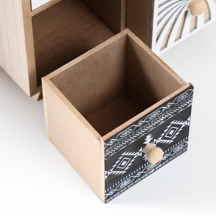 Шкатулка дерево комод 4 ящика Шкатулка дерево комод 4 ящика "Вышивка. Узоры" 22,5х10х24,5 см