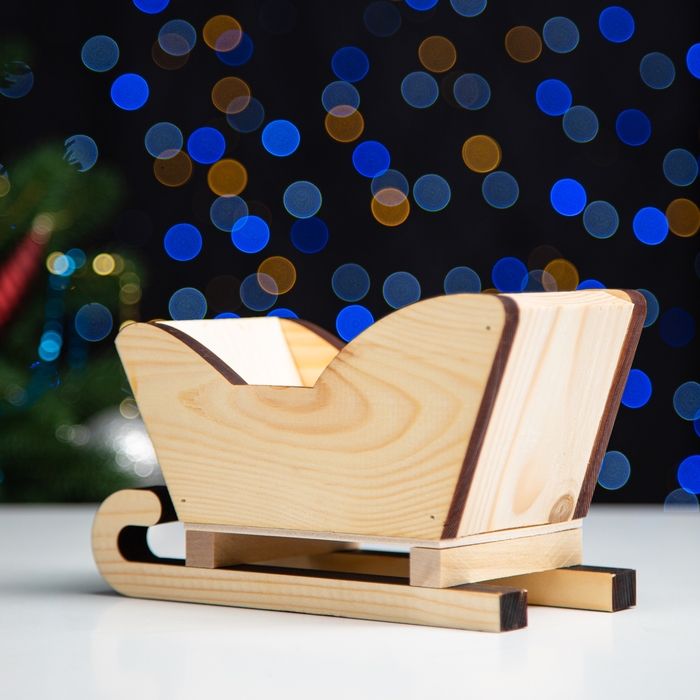 Новый год. Кашпо деревянное 20×12×13 см  Новый год. Кашпо деревянное 20×12×13 см "Санки", натуральный Дарим Красиво